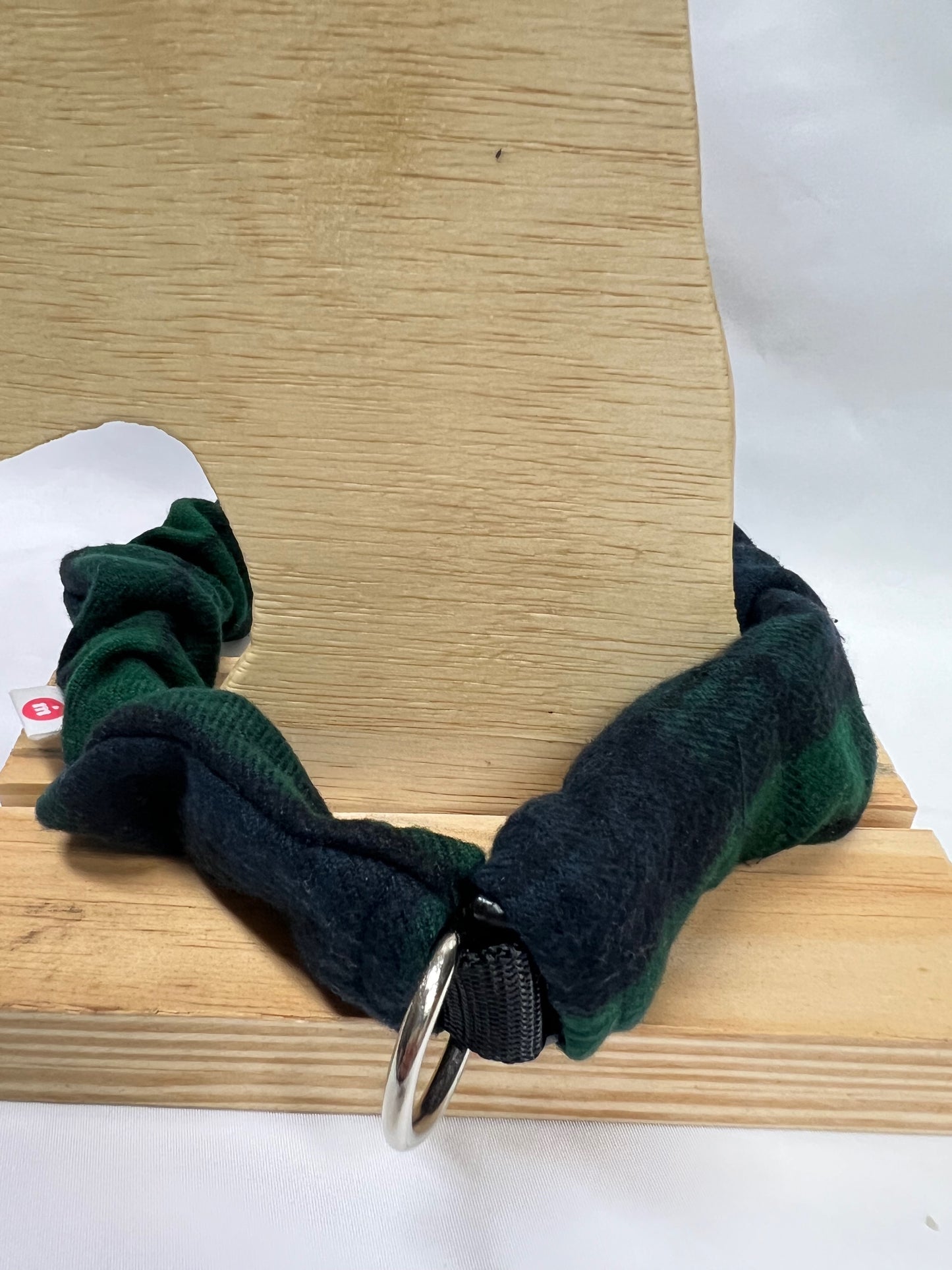 NEW Flannel Sandy Sleeve™ Pet Collar Cover